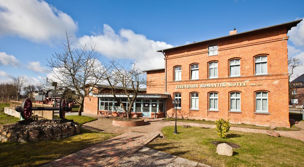 Eisenbahnromantik Hotel Meyenburg  Exterior photo
